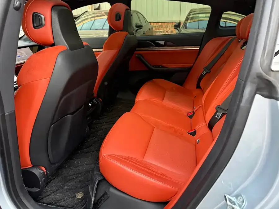 NETA Nezha S Nezha S 2022 extended range version 1160km rear-wheel drive large version 2023 — миниатюра 2