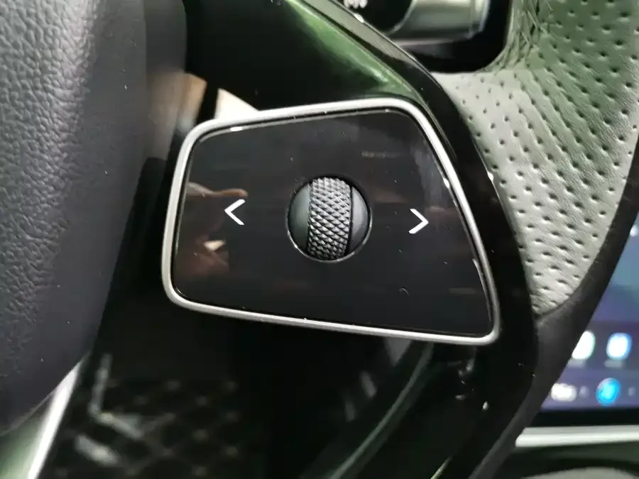 NETA Nezha S Nezha S 2024 Extended Range 1060 Lite Edition 2024 — миниатюра 4