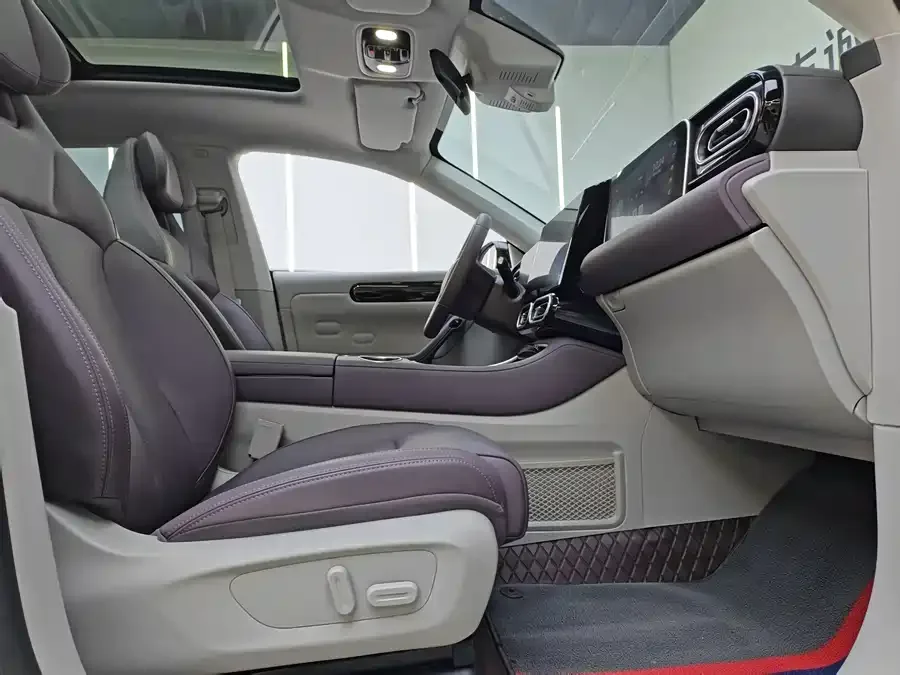 Leapmotor C11 Leapmotor C11 2023 Extended Range 200 Comfort Edition 2024 — миниатюра 4