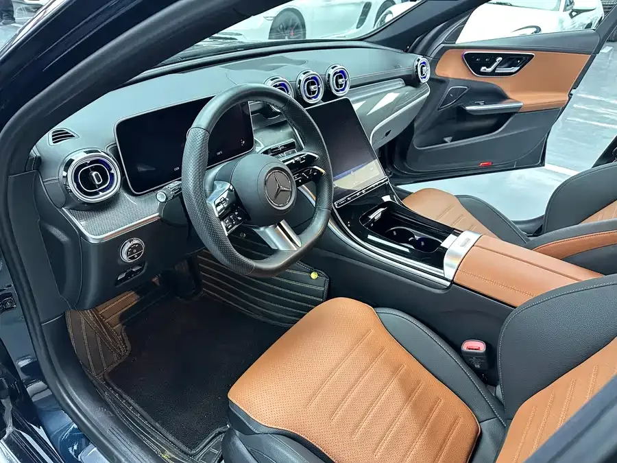 Mercedes-Benz Class C Mercedes-Benz C-Class 2024 C 260 L Sports Edition 2024 — миниатюра 2