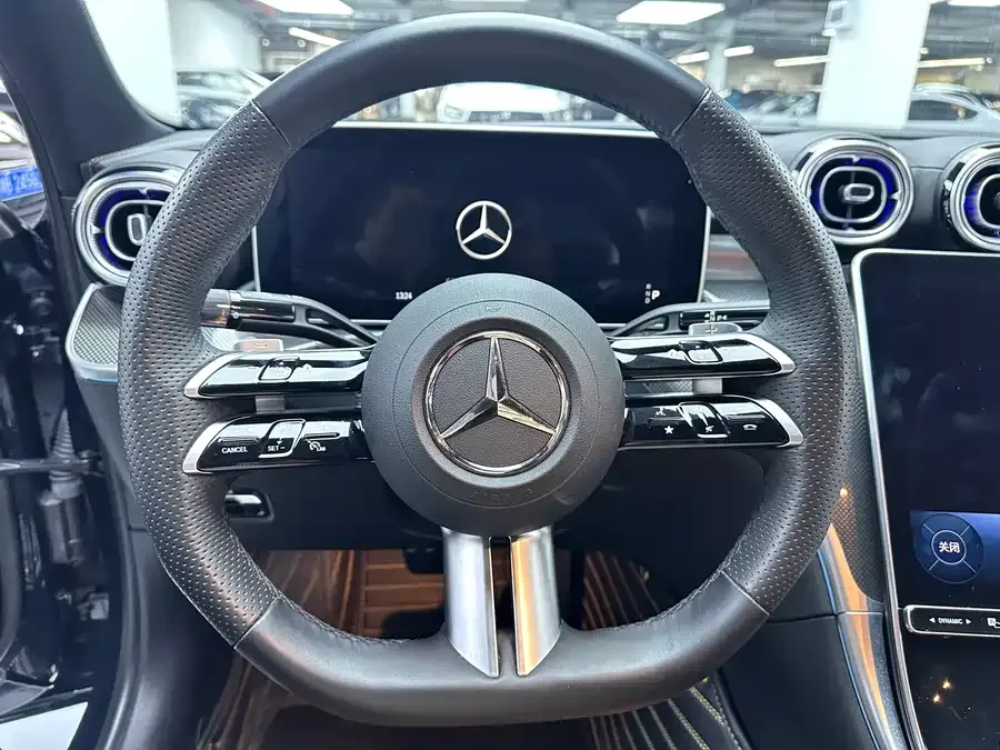 Mercedes-Benz Class C Mercedes-Benz C-Class 2024 C 260 L Sports Edition 2024 — миниатюра 4