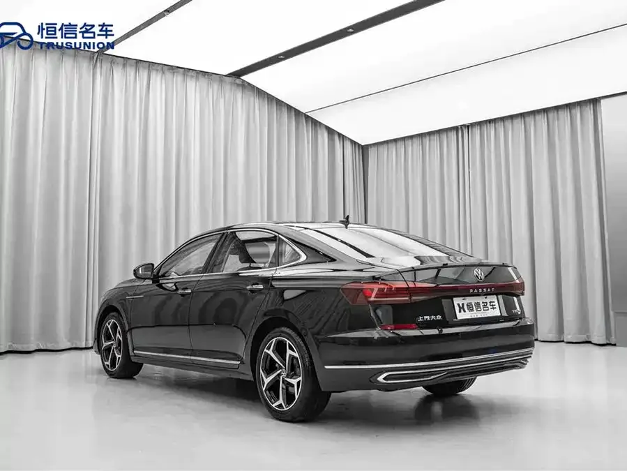 Volkswagen Passat Passat 2023 facelift 330TSI Starry Sky Deluxe Edition 2023 — миниатюра 4