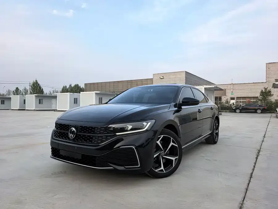 Volkswagen Passat Passat 2023 330TSI Star Elite Edition 2023 — фото 1, купить с доставкой в Москву