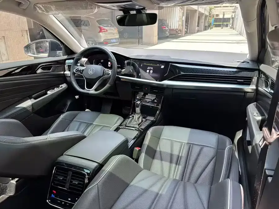 Volkswagen Passat Passat 2024 330TSI Star Elite Edition 2024 — миниатюра 2