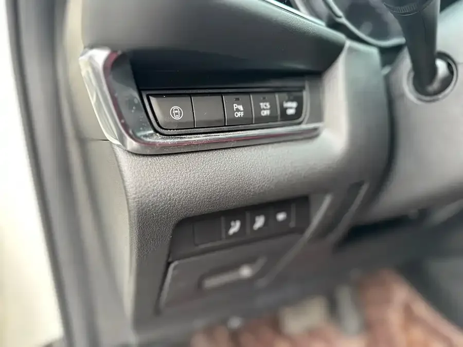 Mazda CX-30 2022 2.0L Automatic Obsidian Edition 2024 — миниатюра 5