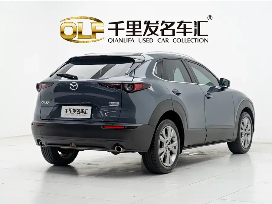 Mazda CX-30 2021 2.0L Automatic Jiayue Edition 2022 — миниатюра 2