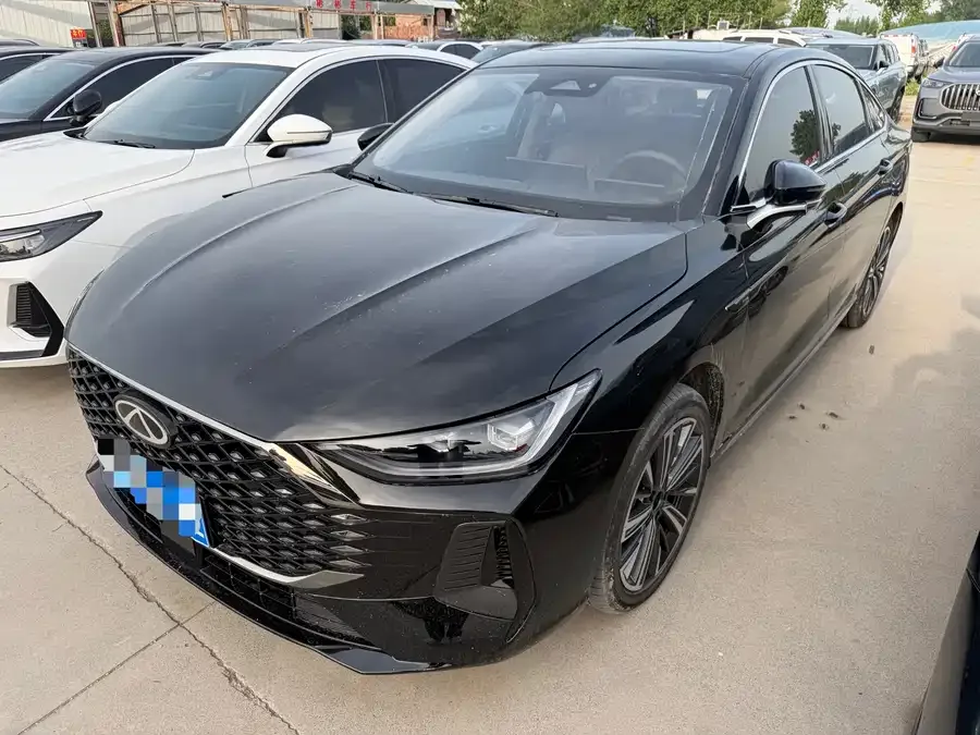 Chery Arrizo 8 PRO Chery Arrizo 8 PRO 2025 1.6T DCT Standard Edition 2025 — фото 1, купить с доставкой в Москву