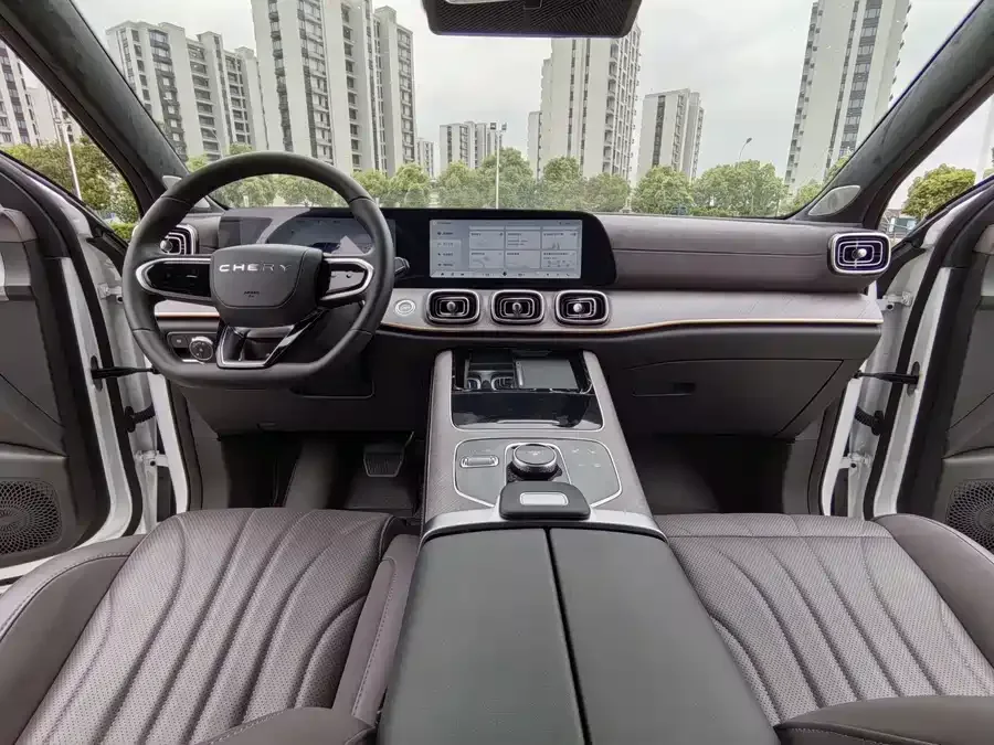 Chery Tiggo 9 Tiggo 9 2025 2.0T dual-clutch 2WD comfort version 5 seats 2024 — миниатюра 4