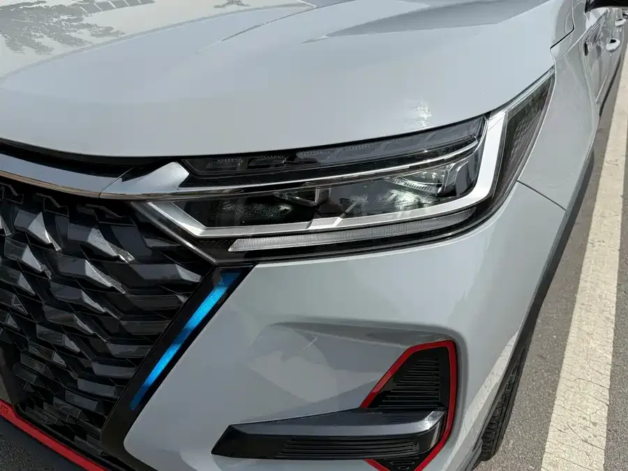 Chery Tiggo 8 PRO Tiggo 8 PRO 2022 290T 2WD Sky Edition 5 Seaters 2022 — миниатюра 3