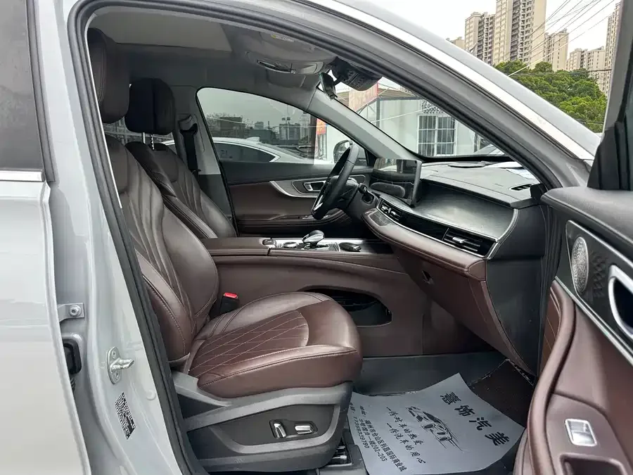 Chery Tiggo 8 PRO Tiggo 8 PRO 2024 Champion Edition 290T Two-wheel drive peak version 7 seats 2023 — миниатюра 4