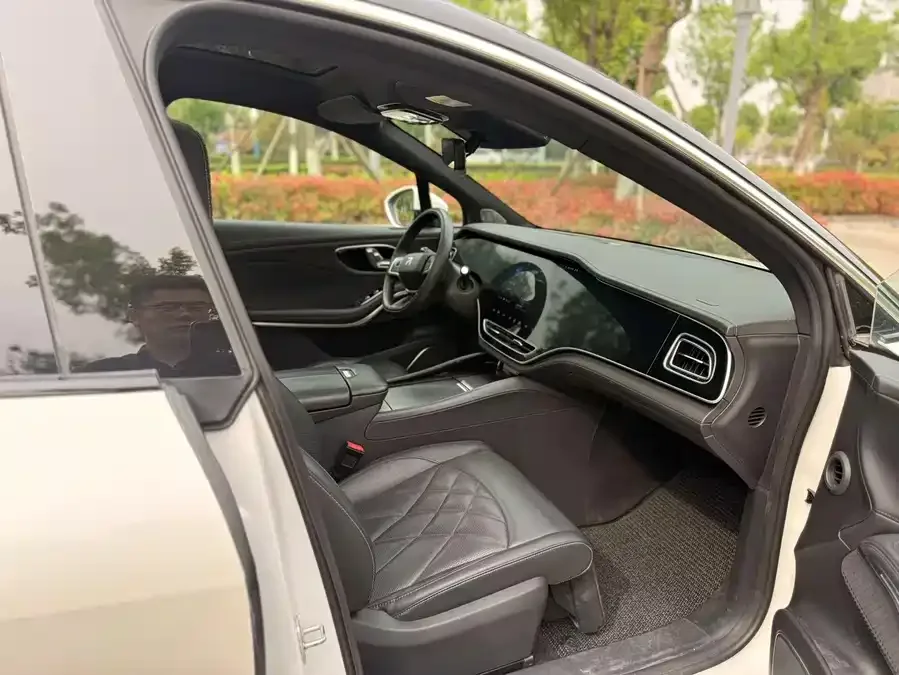 Roewe Feifan R7 Feifan R7 2024 Advanced Edition 2024 — миниатюра 4