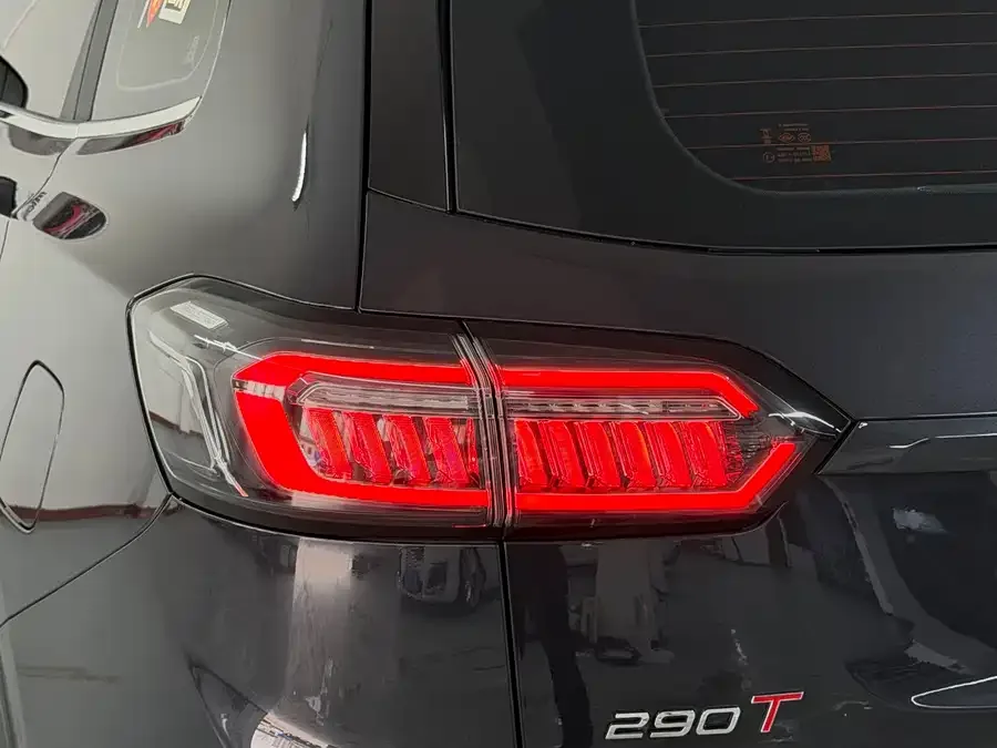 Chery Tiggo 8 PLUS Tiggo 8 PLUS 2024 Champion Edition 290TGDI DCT Luxury Edition 5 Seaters 2023 — миниатюра 3