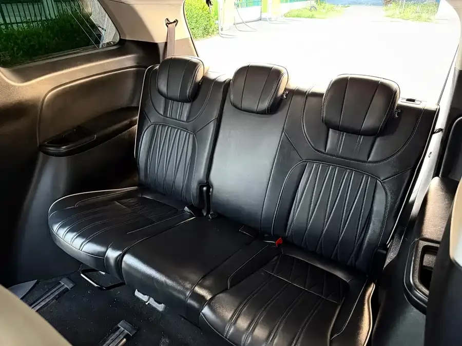 Roewe iMAX8 Roewe iMAX8 2022 400TGI flagship version 2022 — миниатюра 4