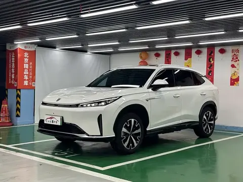 Roewe D5X DMH 2024 купить в Москве