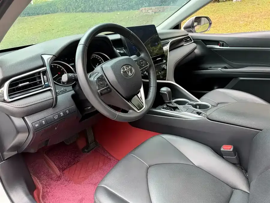Toyota Camry Camry 2023 2.0G Deluxe Edition 2024 — миниатюра 4