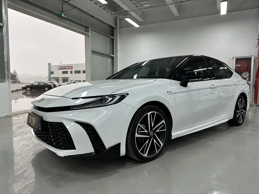 Toyota Camry Camry 2024 2.0S Sport Edition 2024 — фото 1, купить с доставкой в Москву