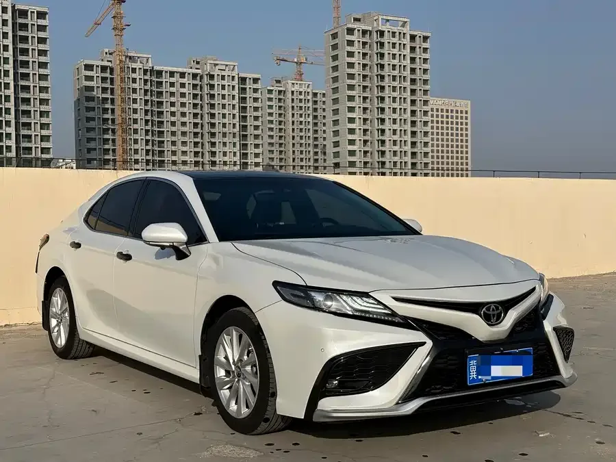 Toyota Camry Camry 2023 2.0G Deluxe Edition 2023 — миниатюра 3