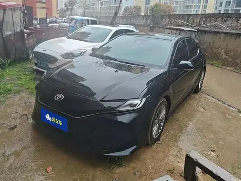 Toyota Camry 2025 купить в Москве