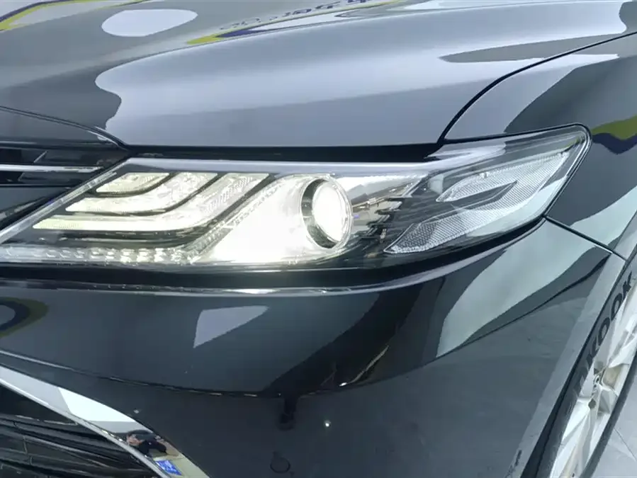 Toyota Camry Camry 2023 2.0G Deluxe Edition 2023 — миниатюра 2
