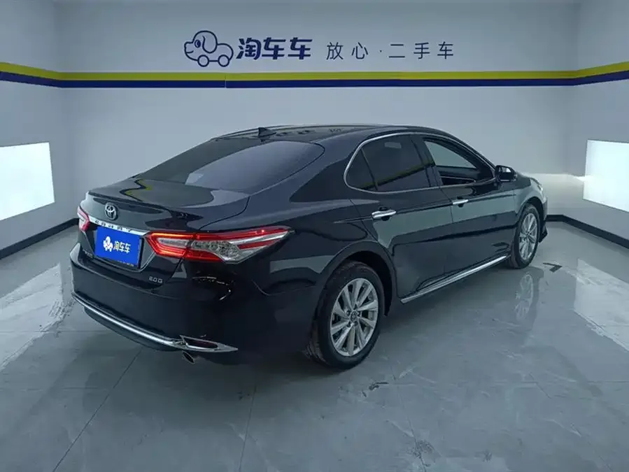 Toyota Camry Camry 2023 2.0G Deluxe Edition 2023 — миниатюра 3