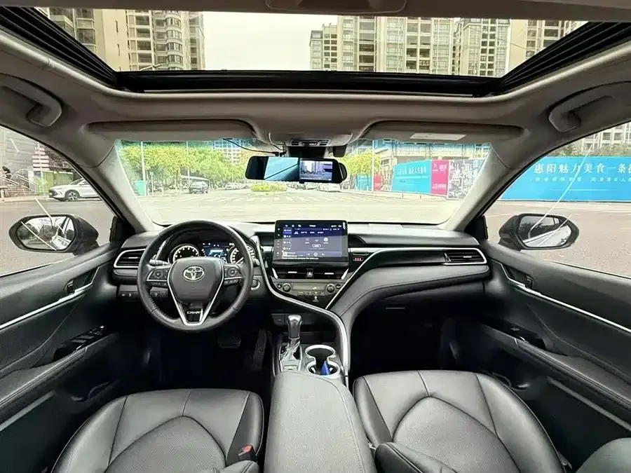 Toyota Camry Camry 2023 2.0G Deluxe Edition 2023 — миниатюра 2