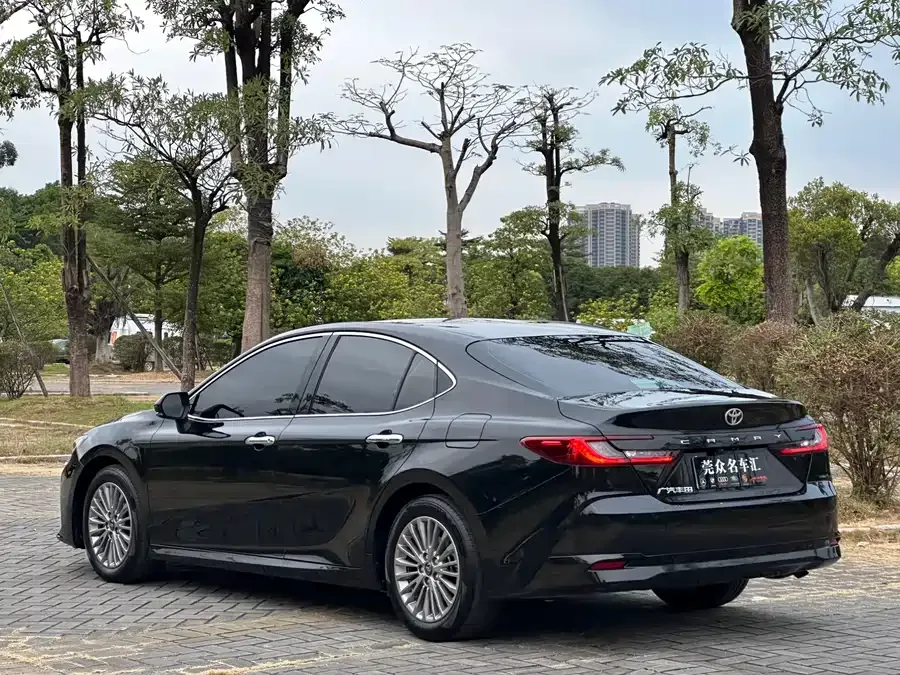 Toyota Camry Camry 2024 2.0GVP Deluxe Edition 2024 — миниатюра 2