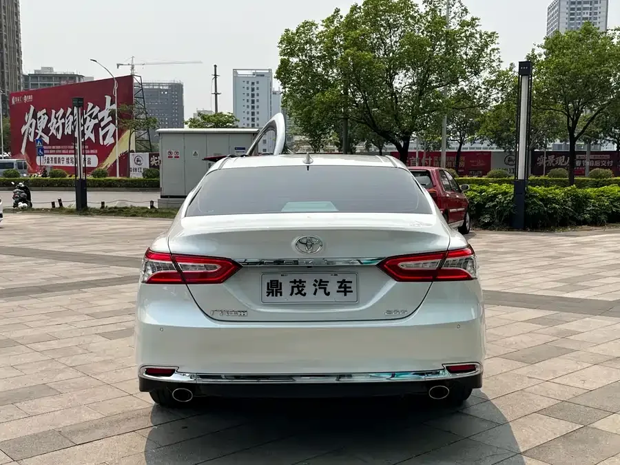 Toyota Camry Camry 2023 2.0G Deluxe Edition 2024 — миниатюра 2