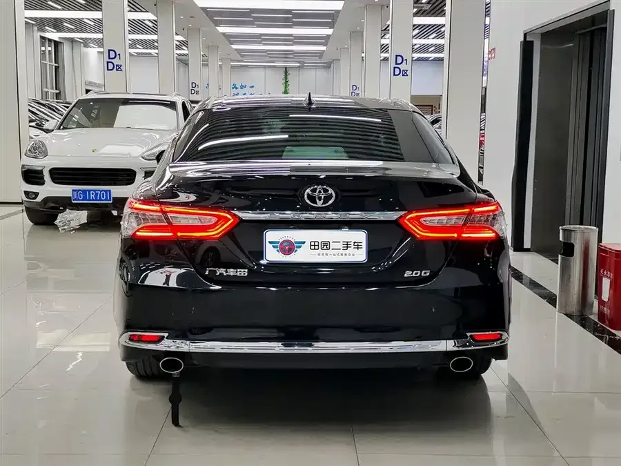Toyota Camry Camry 2023 2.0G Deluxe Edition 2023 — миниатюра 2
