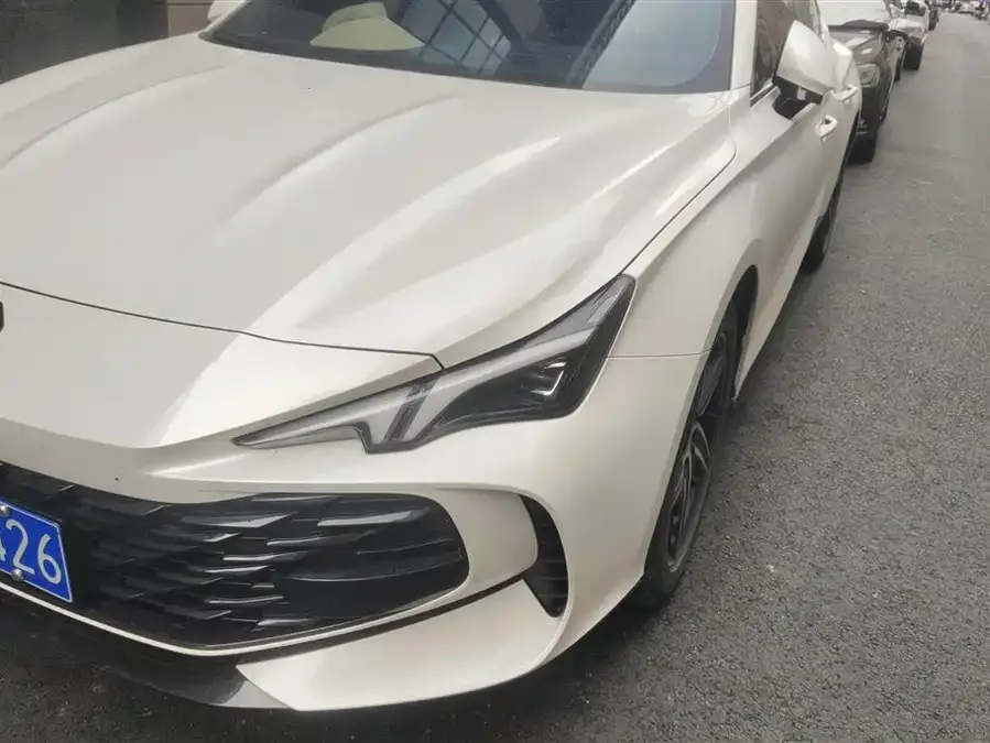 MG 7 MG7 2025 1.5T 300 DCT Luxury Edition 2025 — миниатюра 2