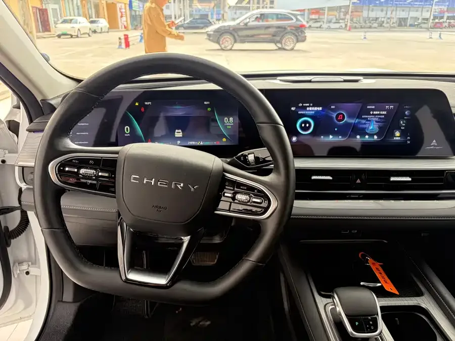 Chery Arrizo 8 Arrizo 8 2024 1.6T DCT Intelligent 2024 — миниатюра 2