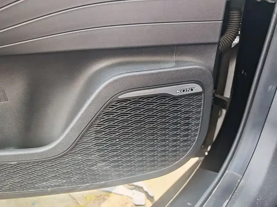 Chery Arrizo 8 Arrizo 8 2022 1.6T DCT 2022 — миниатюра 4