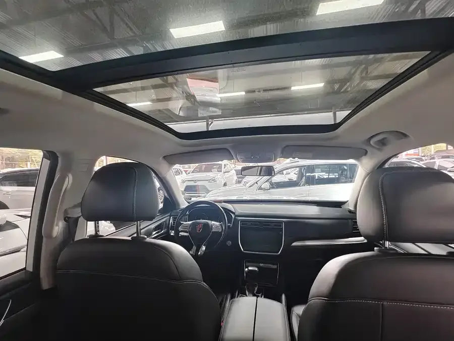 Roewe RX8 Roewe RX8 2019 30T Intelligent Network 2WD Super Flagship Edition 2022 — миниатюра 4