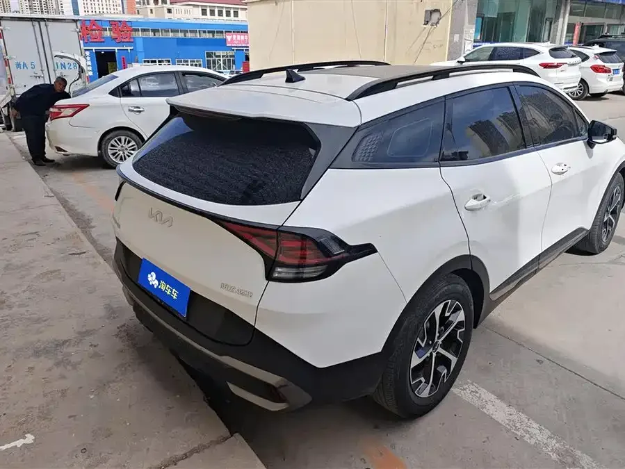 Kia Lion Platinum 2023 Lion Bo Tuojie 1.5T 2WD Premium Edition 2024 — миниатюра 3