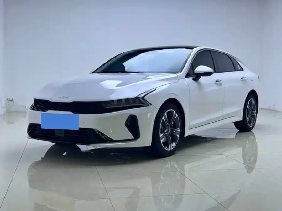 Kia K5 2025 1.5T Premium Edition 2025 — фото 1, купить с доставкой в Москву