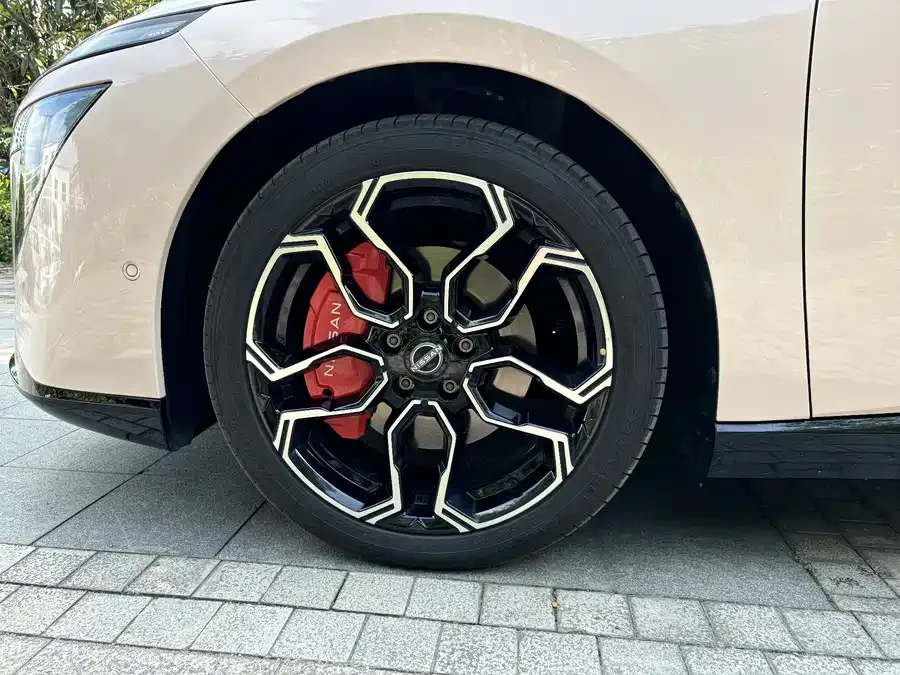 Nissan N7 Nissan N7 2025 625 MAX 2025 — миниатюра 2