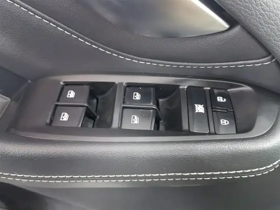 Maxus G20 2021 PLUS 2.0T gasoline automatic luxury version 2022 — миниатюра 3