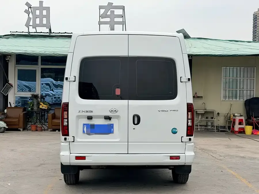 Maxus Xintu V80 Xintu V80 2024 Aoyuntong Value Edition 6AMT Long Wheelbase Mid-Roof 127Ps 6/7/8/9 Seats 2024 — миниатюра 2
