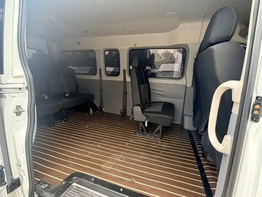 Maxus Xintu V80 Xintu V80 2024 Aoyuntong Value Edition 6AMT Long Wheelbase Mid-Roof 127Ps 6/7/8/9 Seats 2024 — миниатюра 5