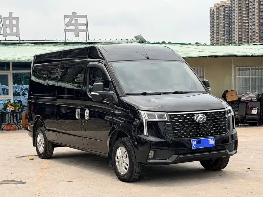 Maxus Xintu V80 Xintu V80 2024 PRO Commercial Travel 6MT Long Wheelbase Mid-Roof 147Ps 9 Seats 4 Rows Non-Commercial 2024 — миниатюра 3