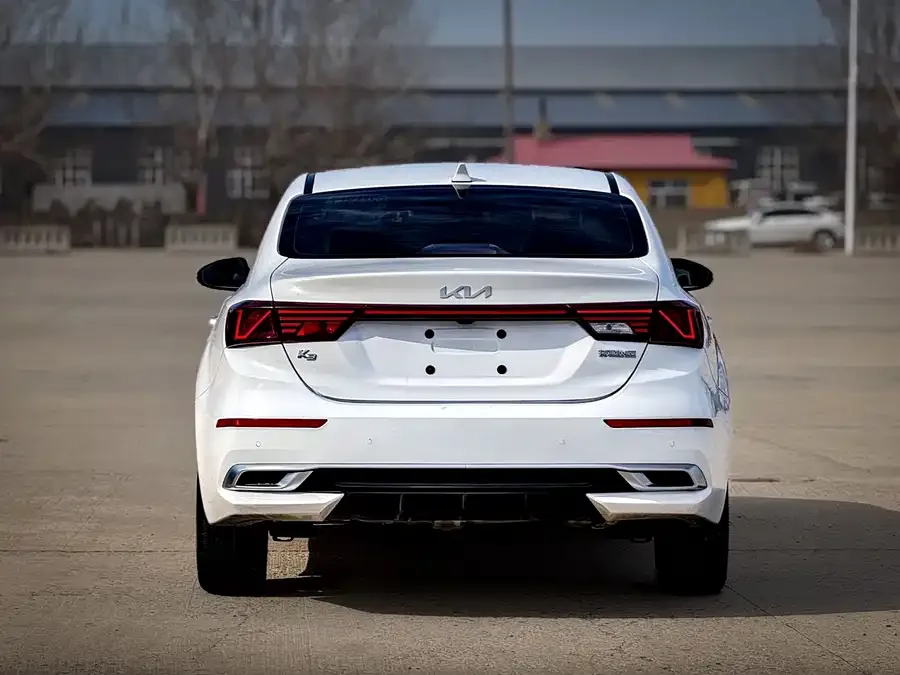 Kia K3 2021 facelift 1.5L CVT fashion version 2022 — миниатюра 2