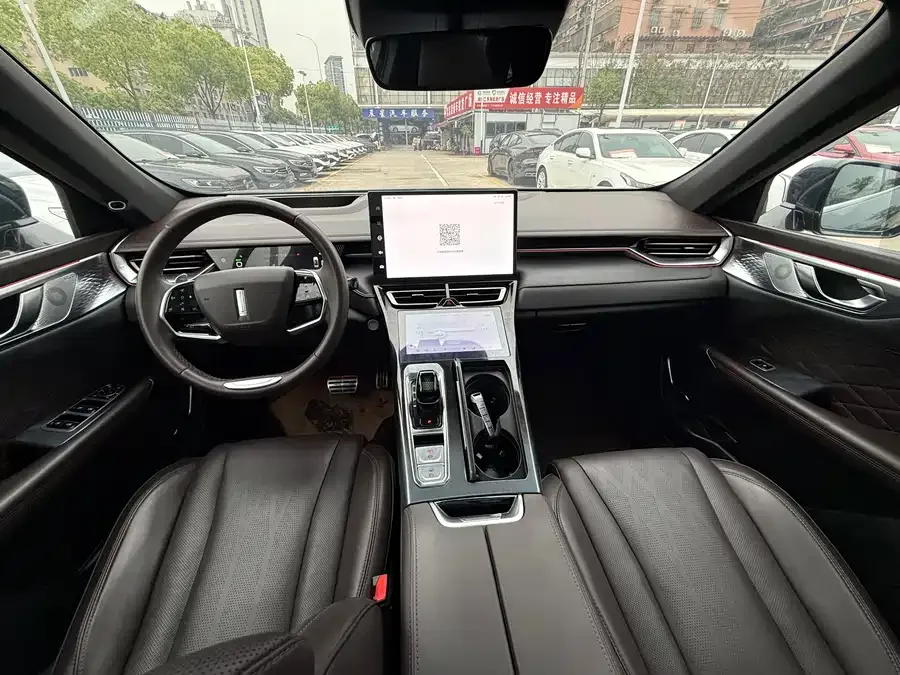 WEY Mocha Wei Mocha 2021 2.0T 2WD Special Edition 2022 — миниатюра 4