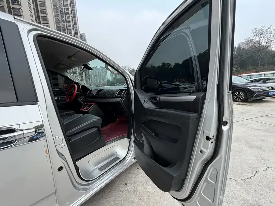 Maxus G10 2023 2.0T Manual Multi-function Diesel 7 Seaters 2024 — миниатюра 2