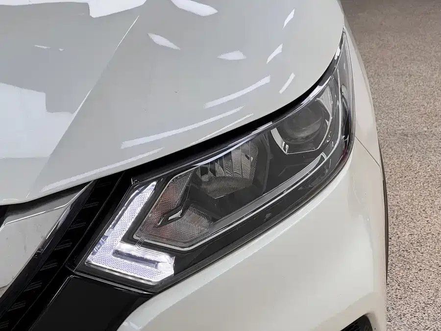 Nissan Qashqai Qashqai 2022 2.0L CVT XV Smart Edition 2023 — миниатюра 3