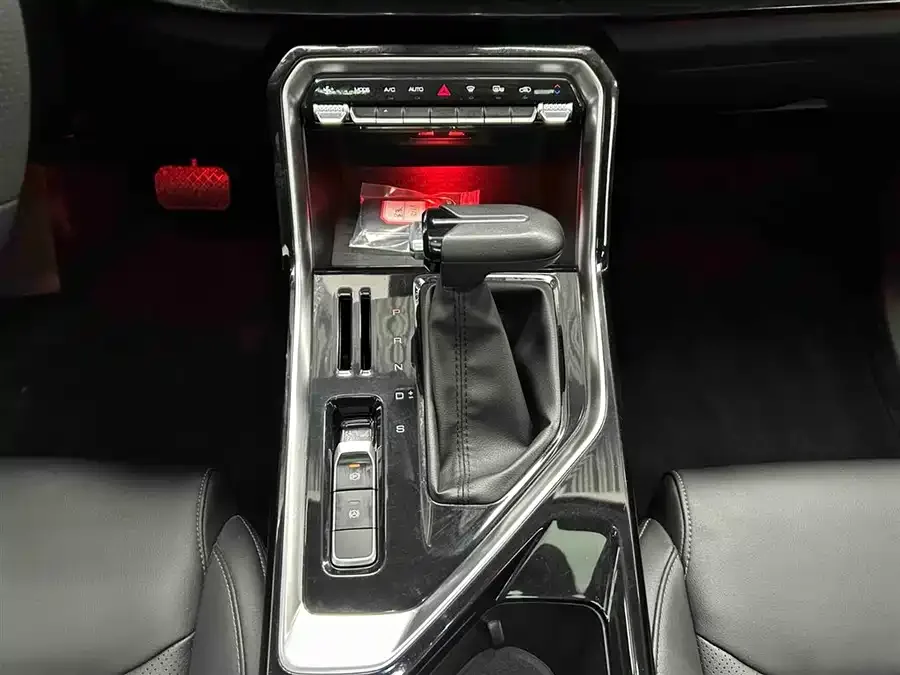 Wuling Xingchen Wuling Xingchen 2021 1.5T CVT Xingyao Edition 2022 — миниатюра 2