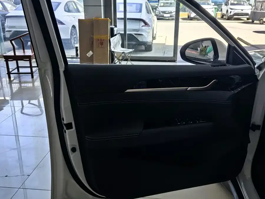 Wuling Starlight Wuling Starlight 2025 70km Smart Standard 2026 — миниатюра 2