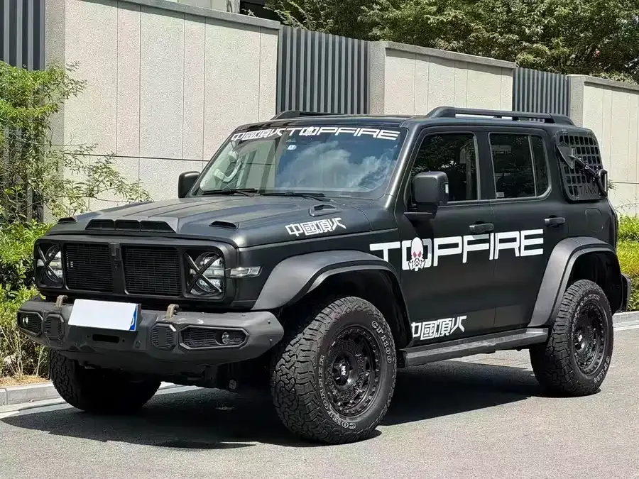Tank 300 Tank 300 2023 off-road version 2.0T Conqueror 2023 — фото 1, купить с доставкой в Москву