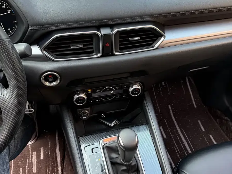 Mazda CX5 2022 2.0L Automatic 2WD Smart Edition 2023 — миниатюра 4
