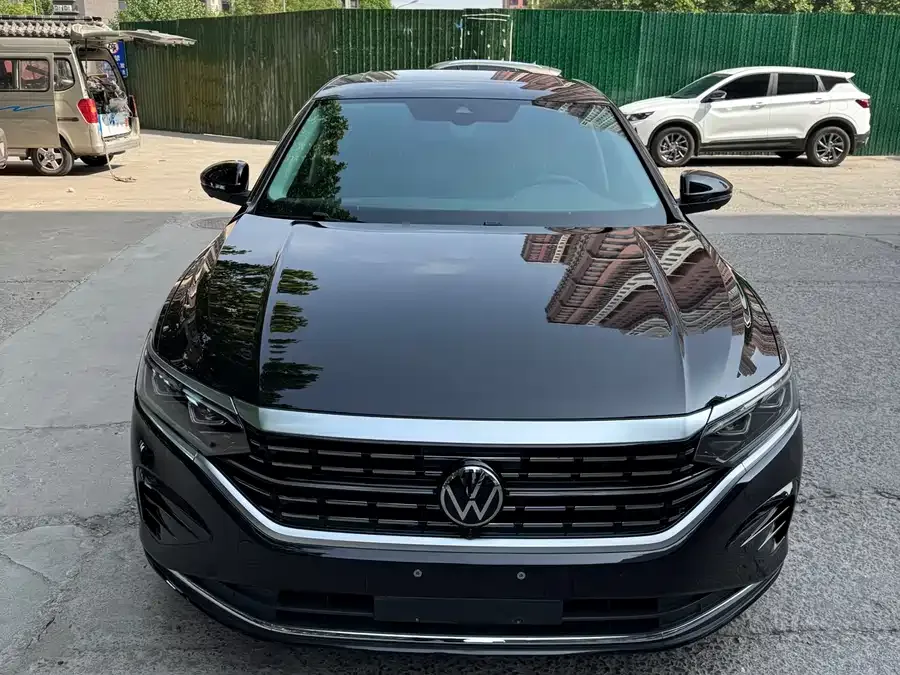 Volkswagen Passat Passat 2022 330TSI Deluxe Edition 2022 — миниатюра 3