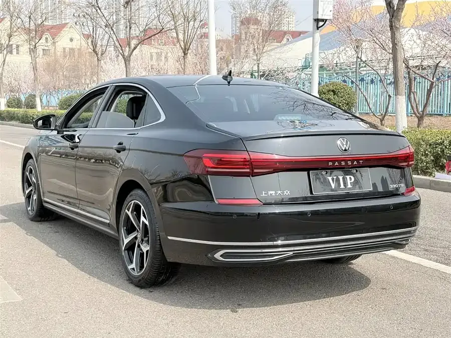 Volkswagen Passat Passat 2024 330TSI Star Elite Edition 2024 — миниатюра 2