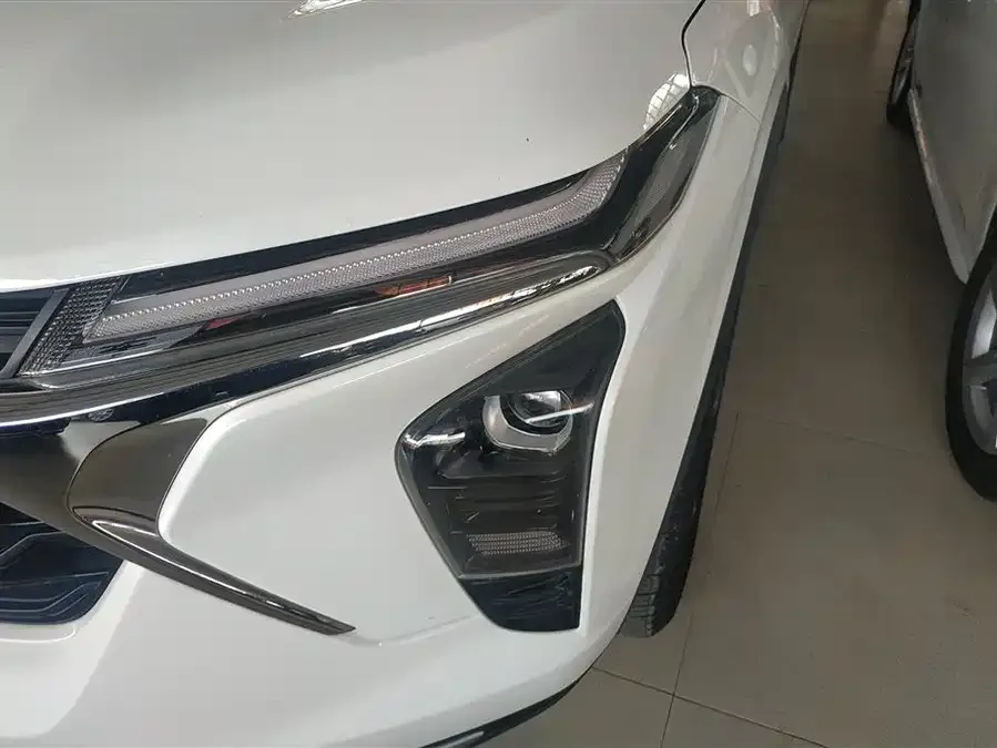 Chevrolet Star Mylo 2022 Xingmailuo 1.5T CVT Trendy Smart Edition 2023 — миниатюра 2
